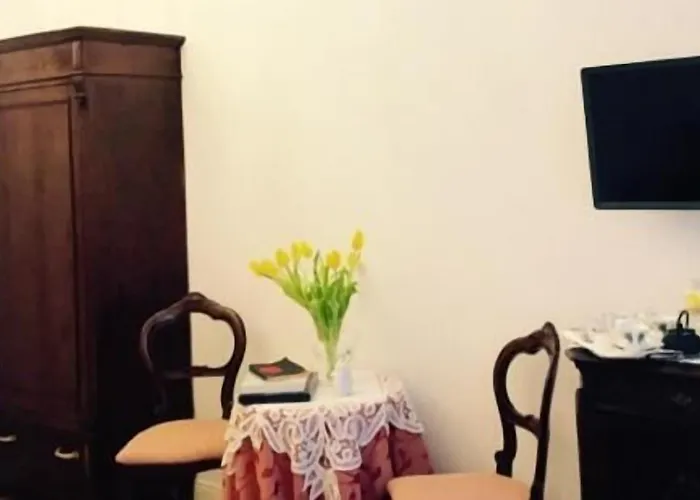 La Belle Coquette Nocleg ze śniadaniem 3*