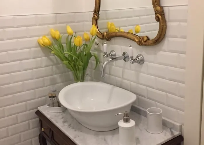 La Belle Coquette Bed and Breakfast