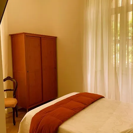 La Belle Coquette Bed and Breakfast
