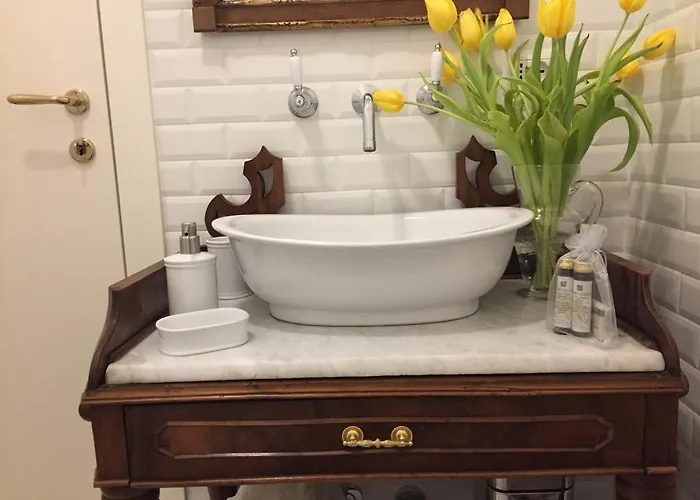 La Belle Coquette Bed & Breakfast Como